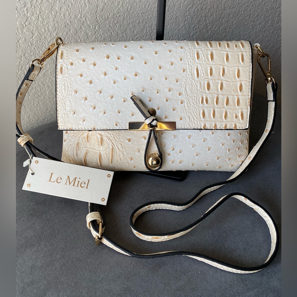 Le Miel Vegan Ostrich Embossed Crossbody Bag Ivory Gold Hardware NWT - Picture 2 of 12